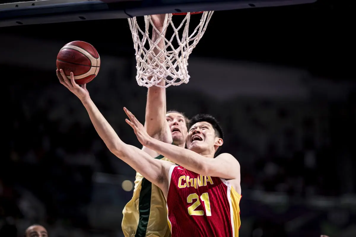 发中锋胡金, 胡金秋总共, 抢方面也是 发中锋胡金, 胡金秋总共, 抢方面也是