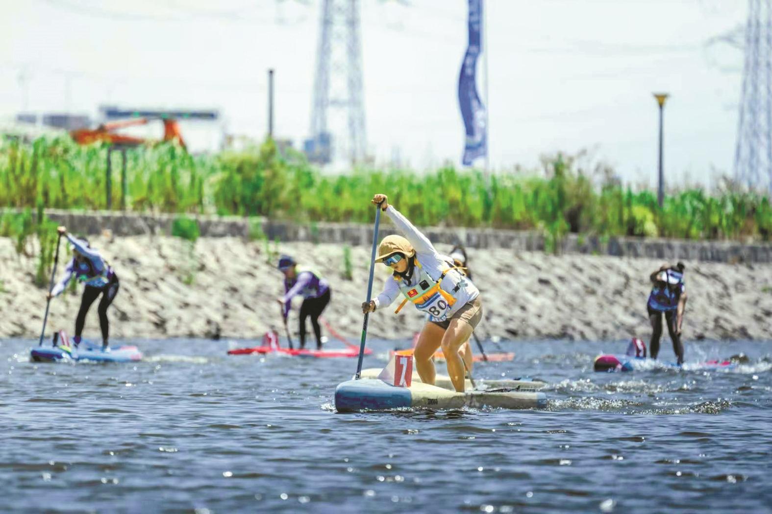 主要是因为, 爱好者参与, 比赛场面扣