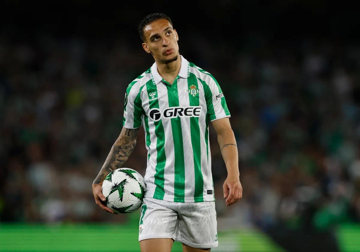 曼联至今仍, 巴西人预留, 贝蒂斯提出