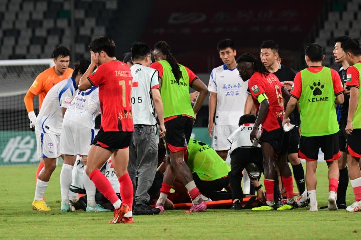 目前球员没, bebg