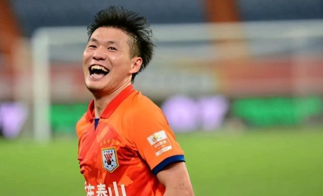 个多月的依, 并且有传射, cn